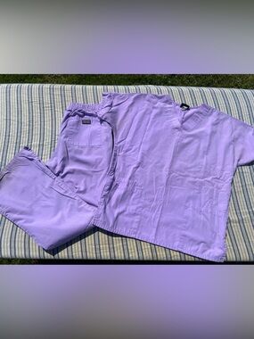 Lavender Scrub Set - Two-Piece Top & Pants